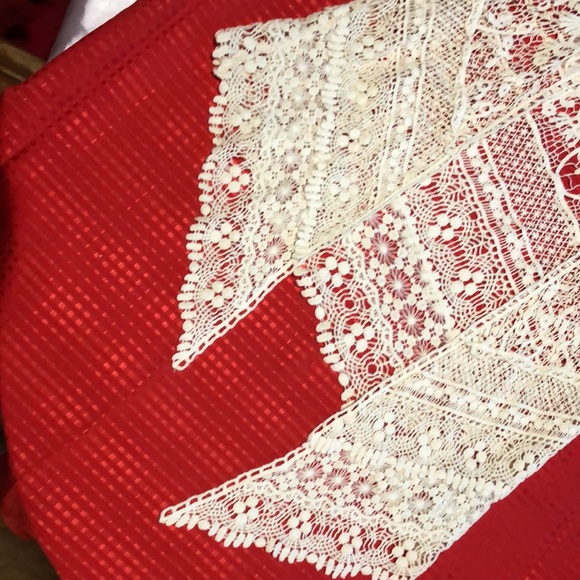 Lace  Vest - Picture 5 of 5